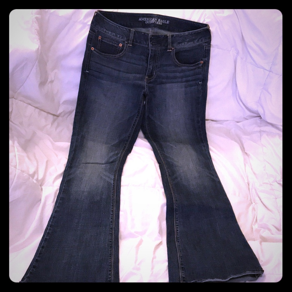 American Eagle flare jeans- like new